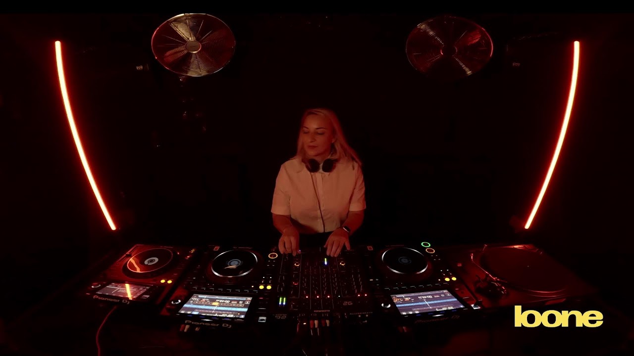 Loone LIVE x OUT OF PLACE w/ INSOLATE