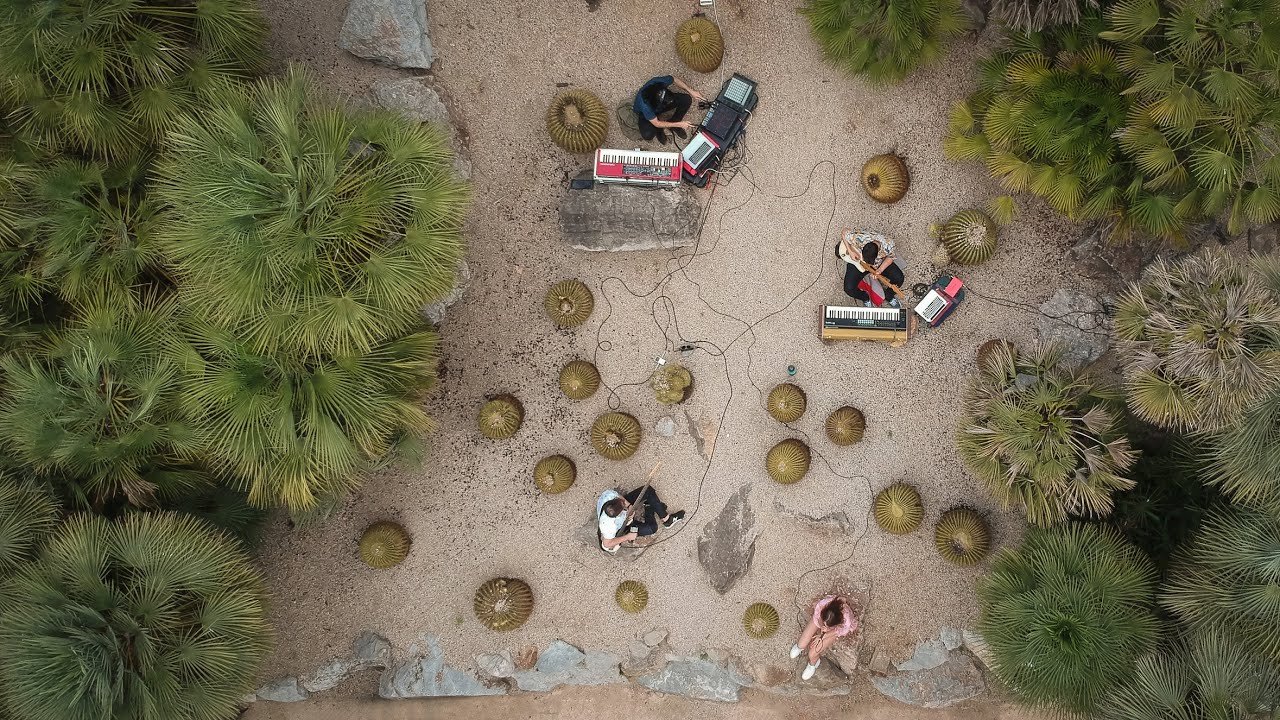BELAU // ESSENCE | BARCELONA LIVE SESSION 🌴