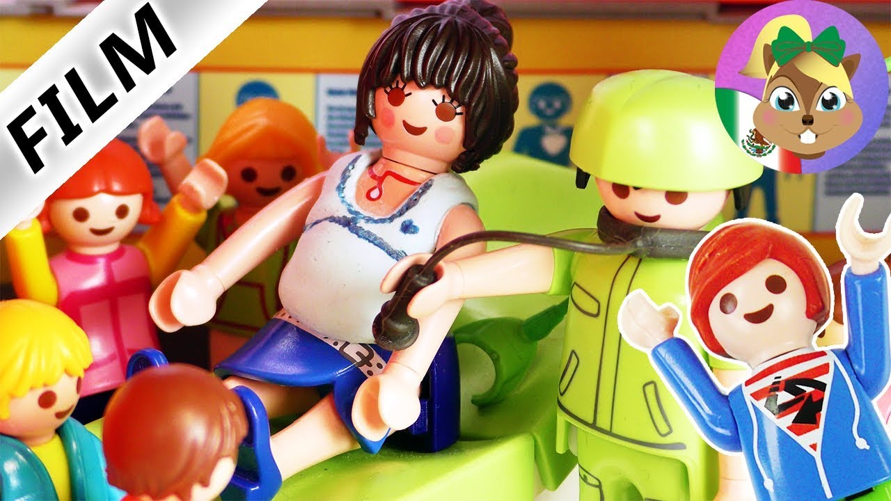 Series de Playmobil en español PROFESORA CIFRA EN EL HOSPITAL excursión con los niños al doctor