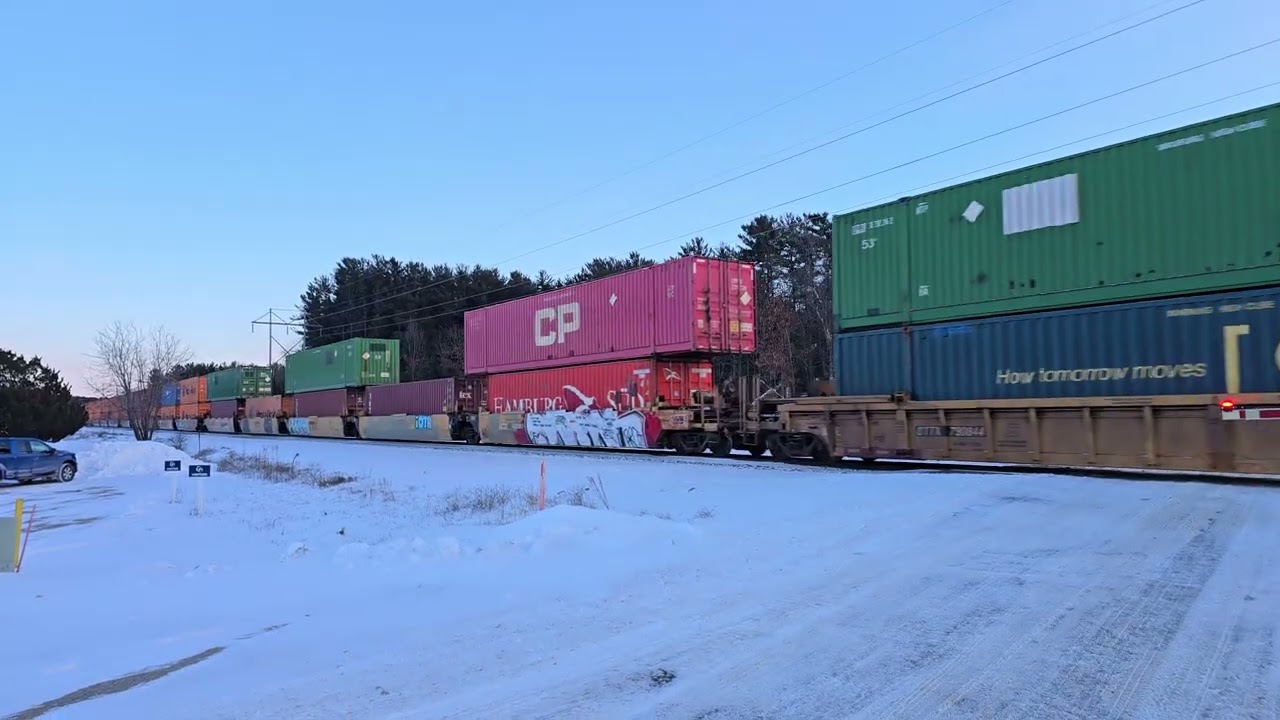 CPKC 149 West at Portage Wisconsin 
