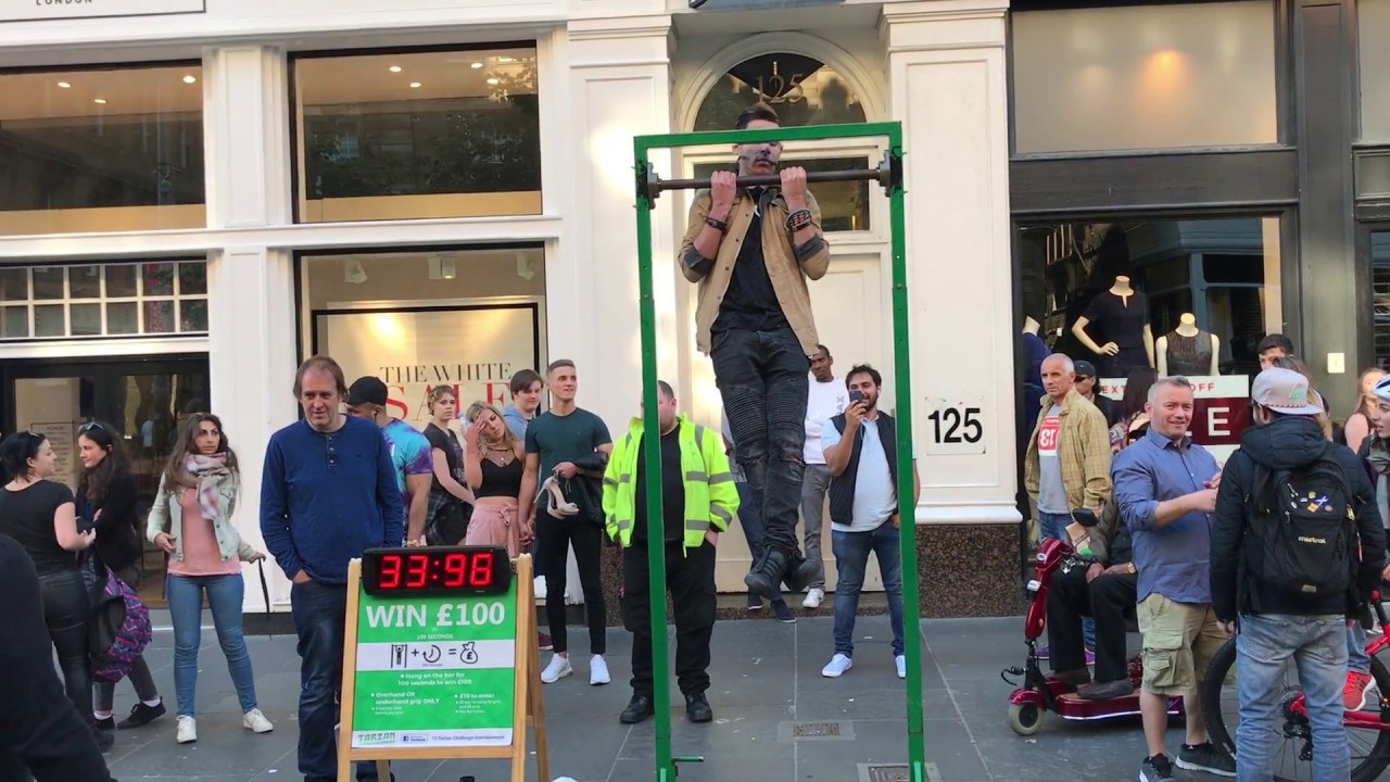 Hang for 100 seconds and win £100. No win no money. High street game.