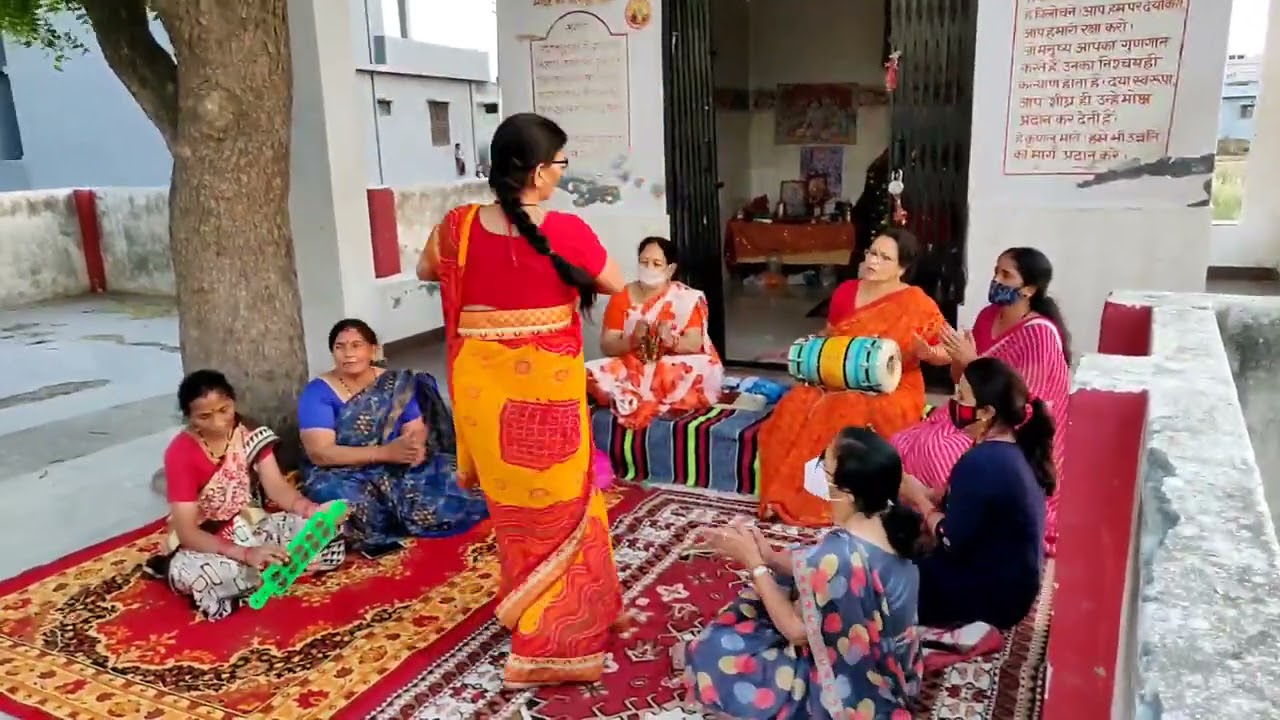 वार डाना मनसा देवी पार डाना चंडी बीच मे गंगा हरिद्वार की हरि की पौड़ी बड़ि कमाल की