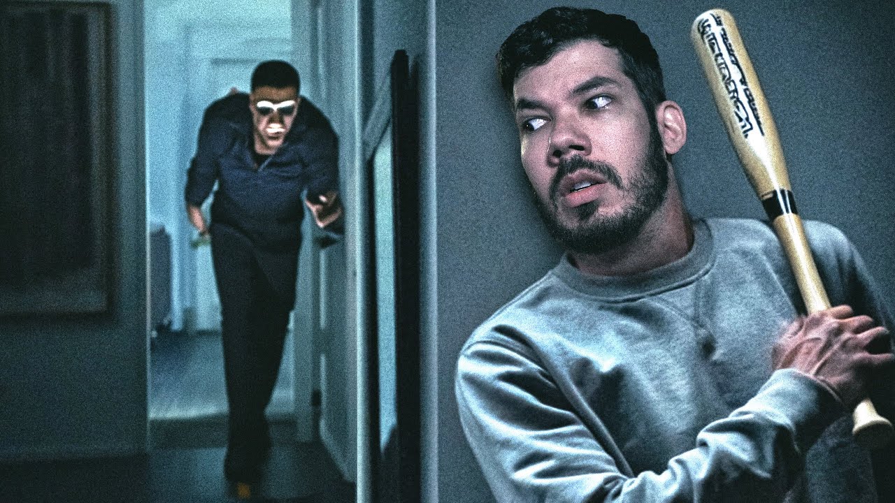 O INVASOR... TEM ALGUÉM TENTANDO ENTRAR NA CASA | Intruder