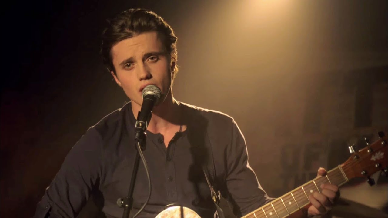 Love, Victor • Benji Sings Call Me Maybe (1440p)