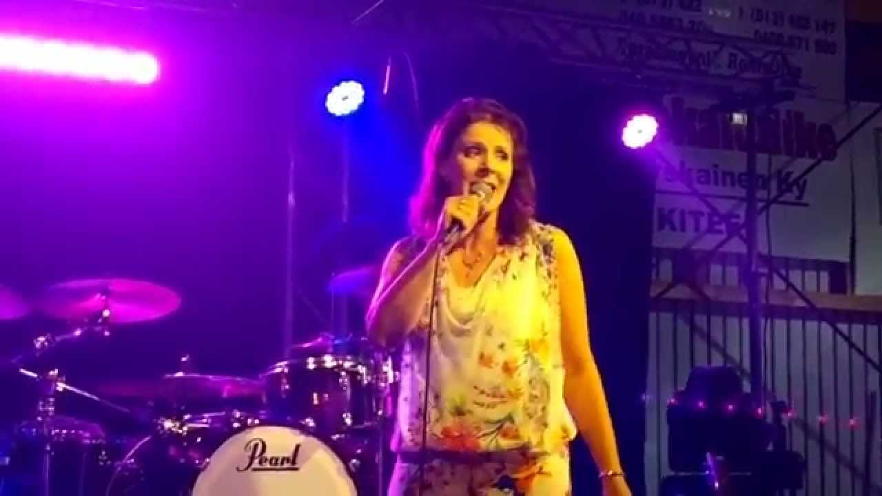 Essi Leppäkoski - Hän on mun (Kitee 26.4.2014)