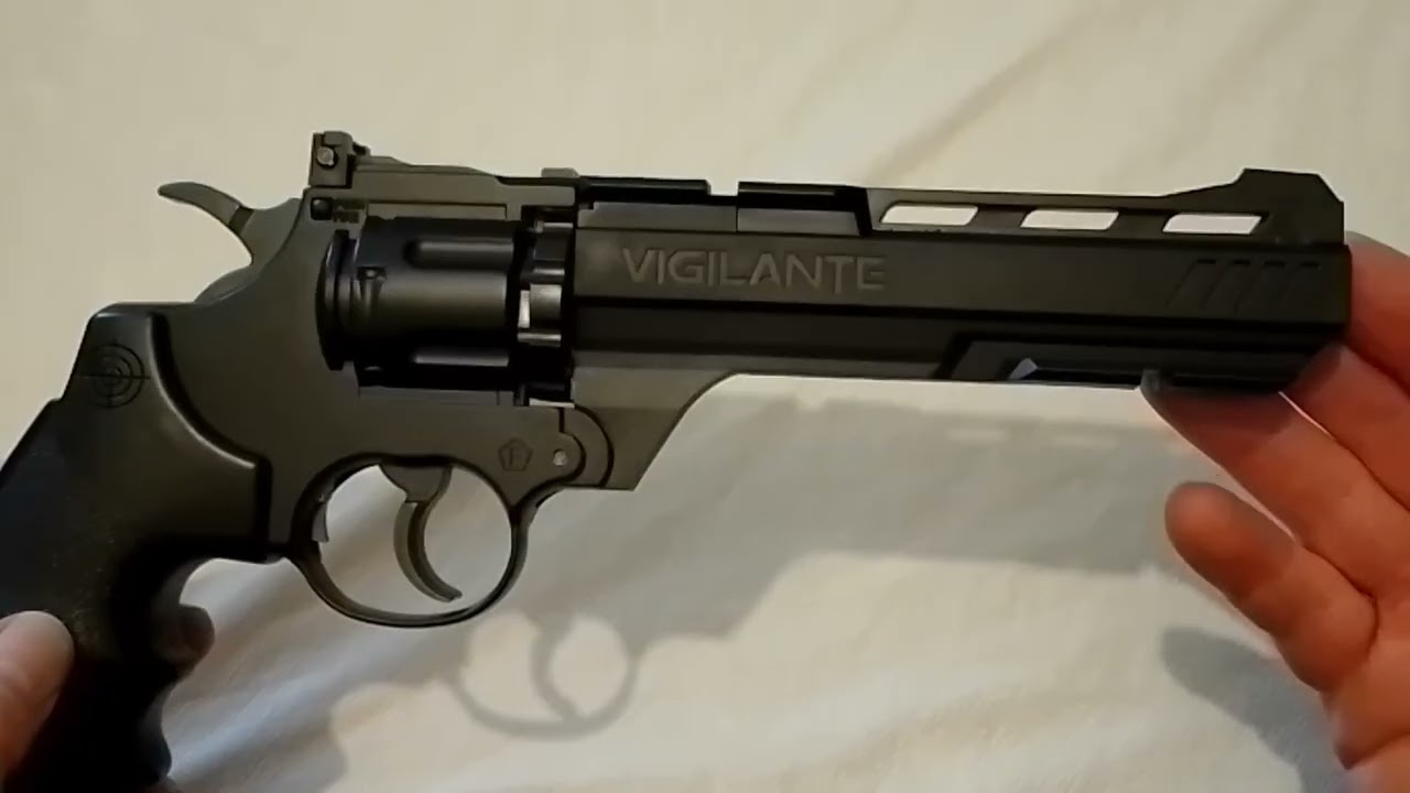 Crosman Vigilante CO2 revolver | Overview and test fire.