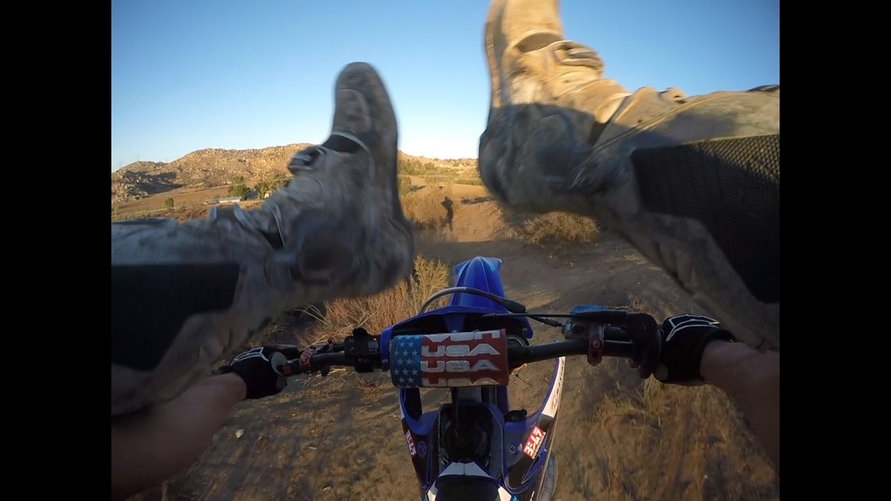 HEEL CLICKER MADNESS