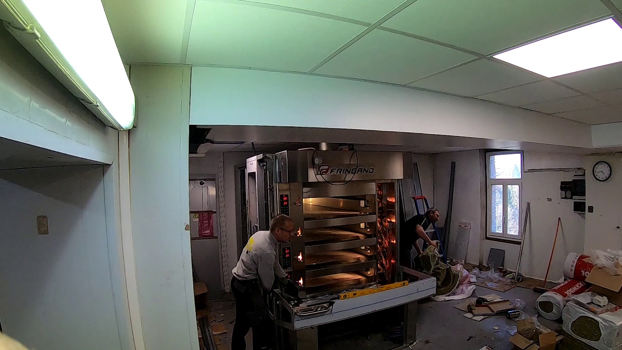 Installation d'un Four Fringand par Cadima [Timelapse]