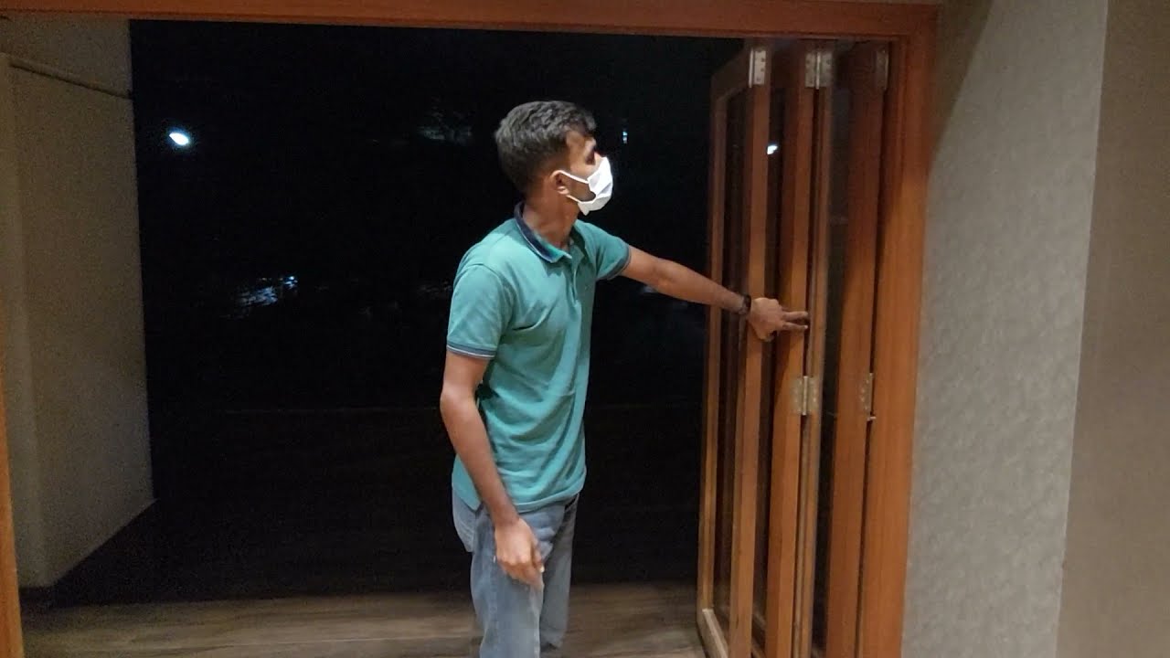 Weatherfold 100 EF: End fixing sliding folding system for wooden doors.