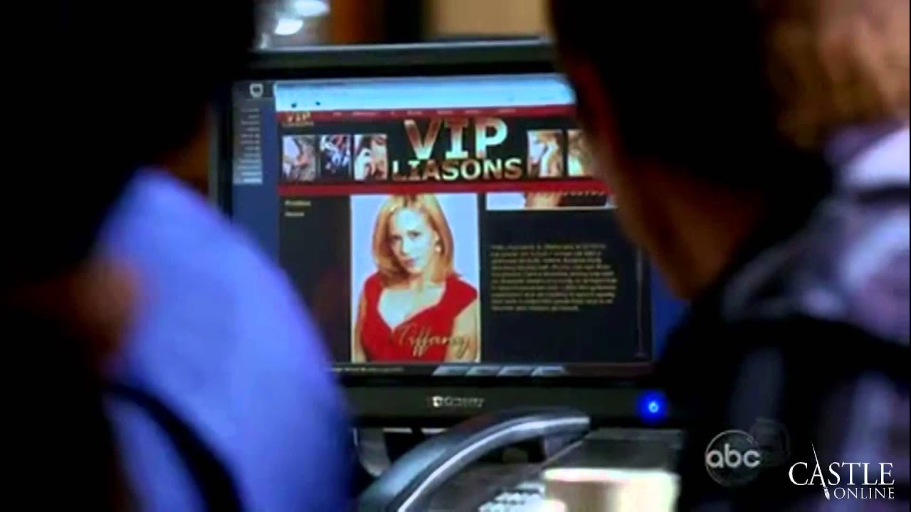 Castle - Castle Hires a Prostitute and Buys the Precinct a Little Gift HD