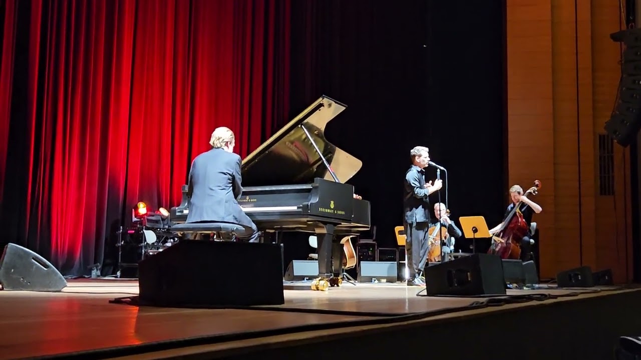 Das Größte live  - Revolverheld- Chemnitz 25.11.24