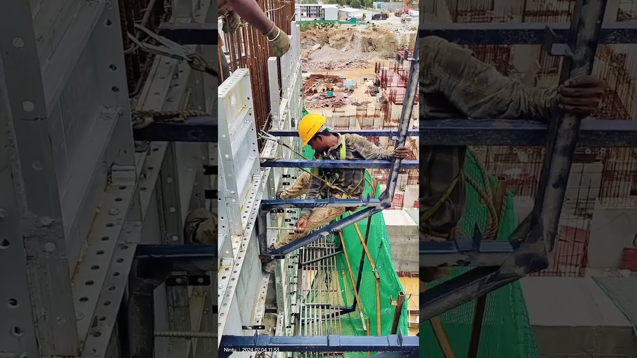 Outer Bracket setting for safety net #construction #civil #building #steel #plywood #structure