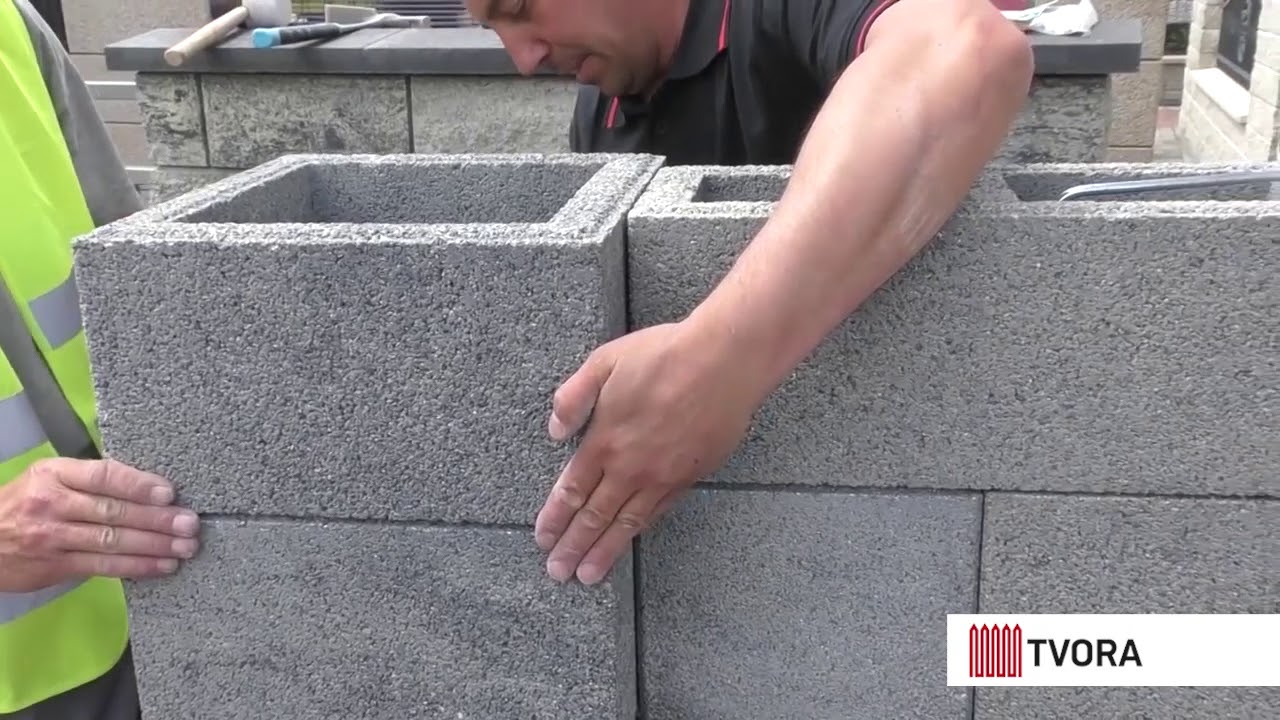 Fence block assembling without concrete works