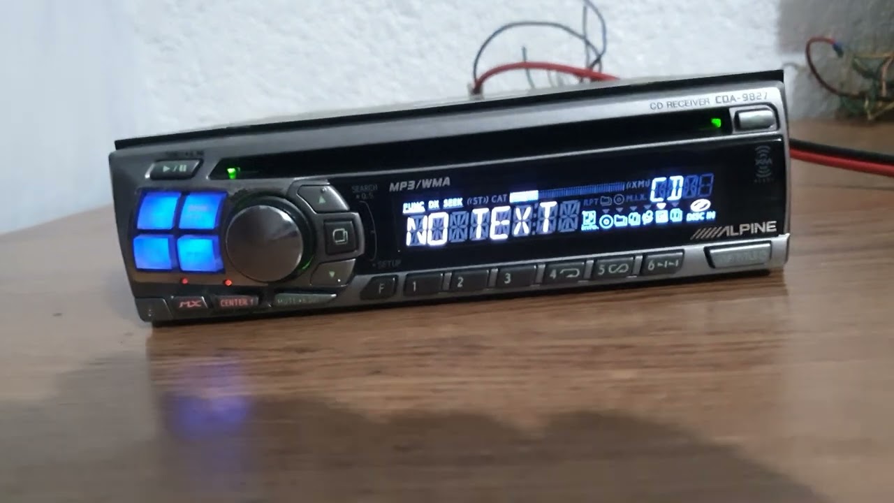 ALPINE CDA-9827 CD MP3 FM 87.0-108MHZ AM 531-1629KHZ 3 PREOUT