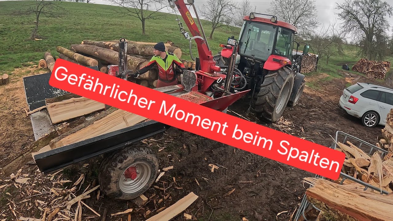 Esche spalten mit dem Liegendspalter – wenn der Holzpolter plötzlich rutscht 🌲