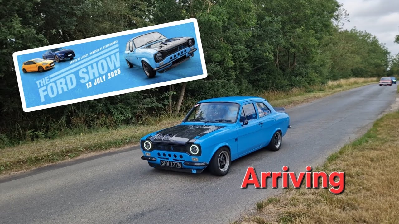 Some awesome old school Fords Arriving @ The Ford Show Santapod 2025