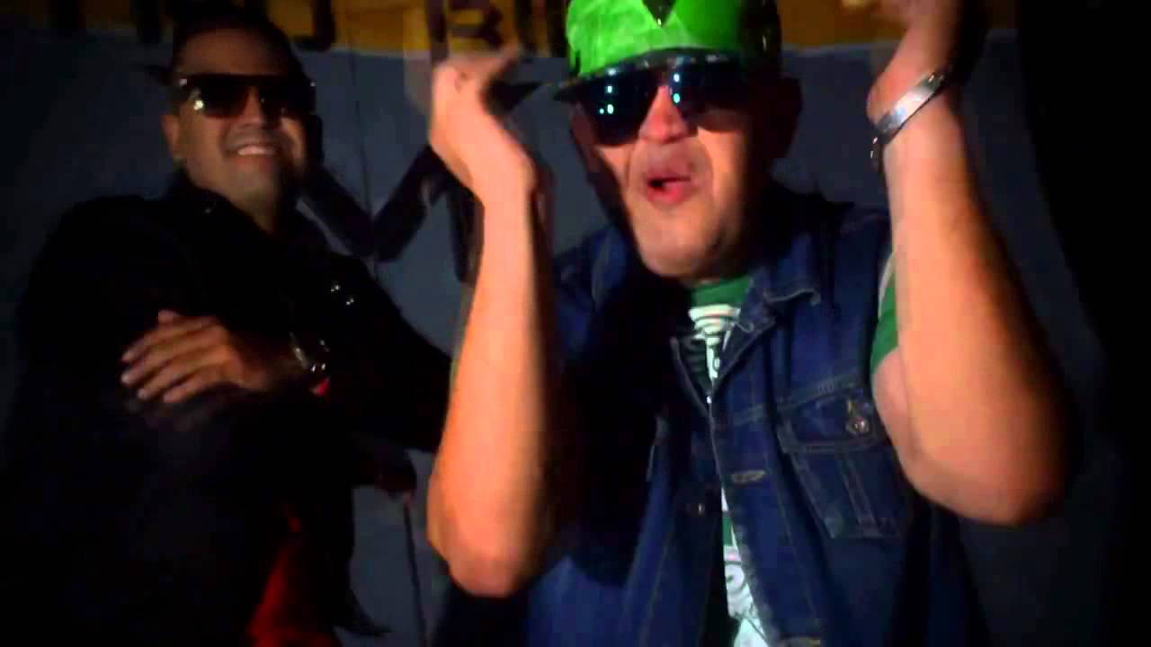 Selfie Doble impakto video oficial