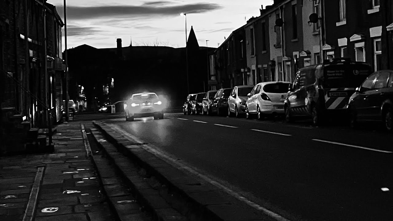 Mi.a.tech - A Kinda Chilled Sunday Evening Techno Mix