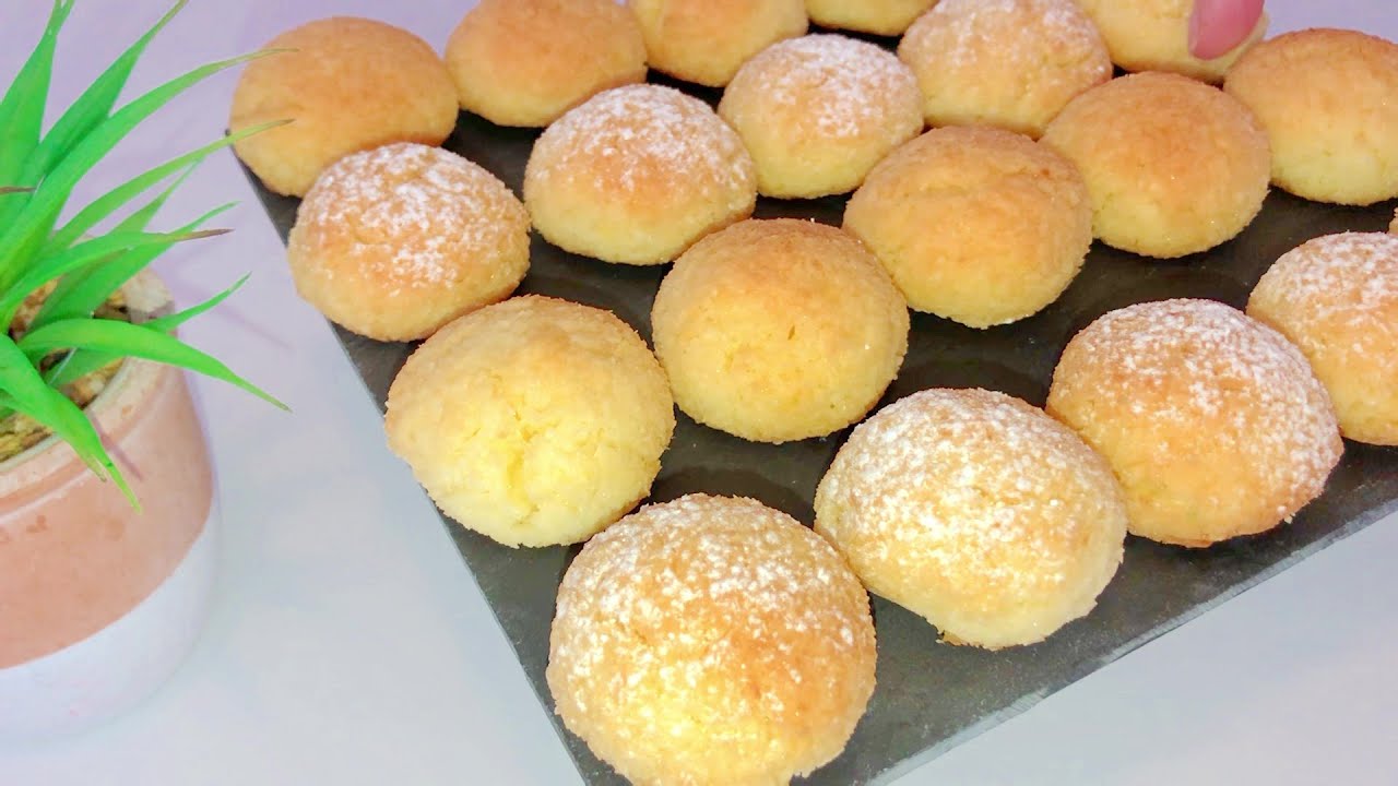 Avec 3 Ingrédients!! Préparer des Délicieux Biscuits aux Noix de Coco/Coconut Cookies