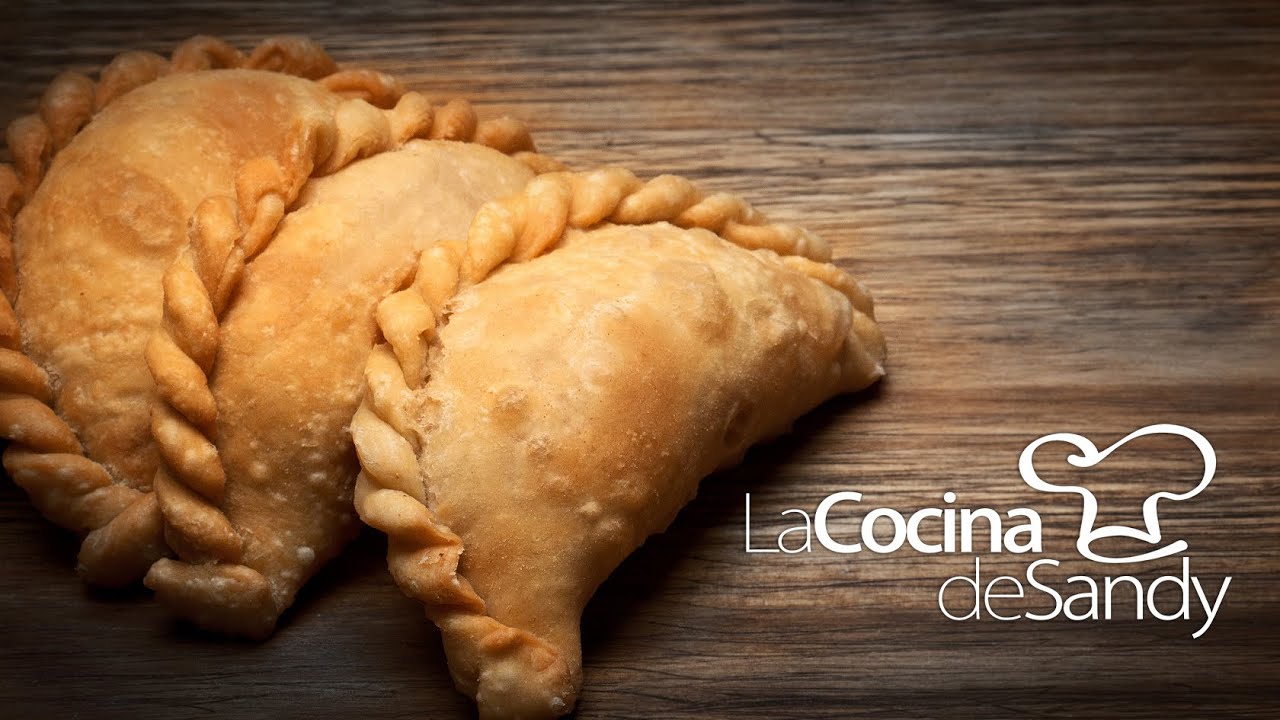 Empanadas Argentinas de pollo - Receta de cocina con pollo y masa para empanadas caseras