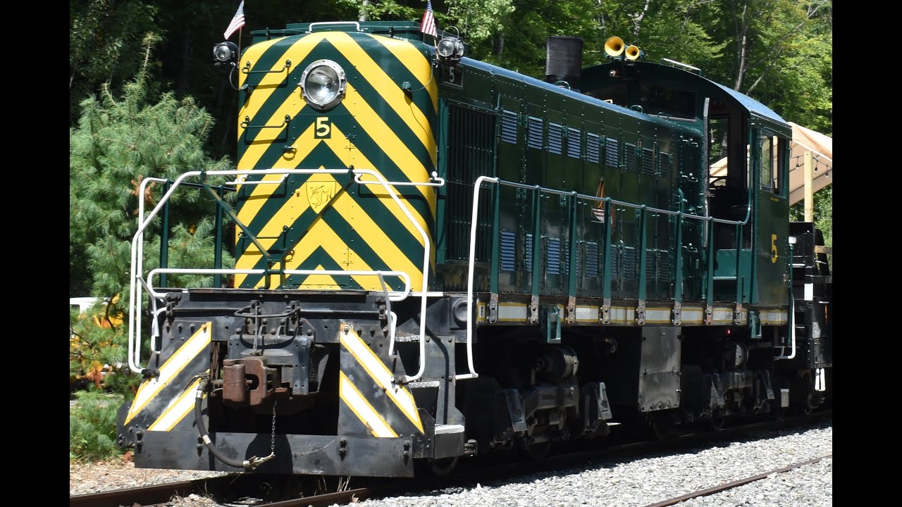 Old vintage Alco S1 on the Saratoga Corinth & Hudson Railroad