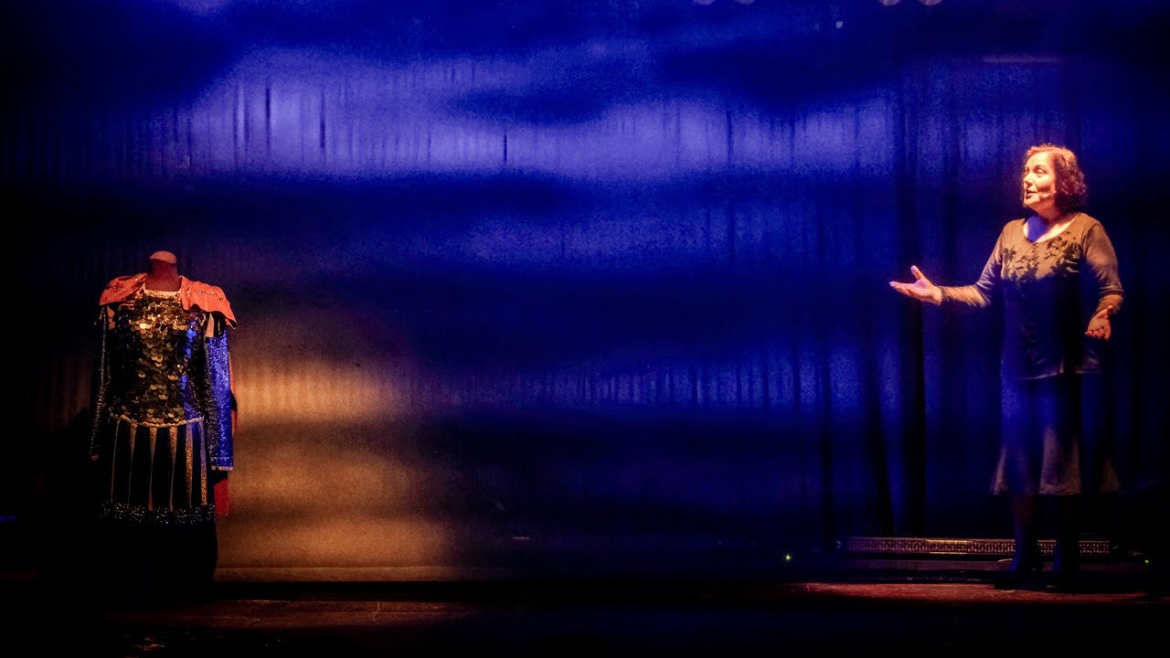 Actuació Dolors Vives Gala 50è Concurs de Teatre Amateur Premi 