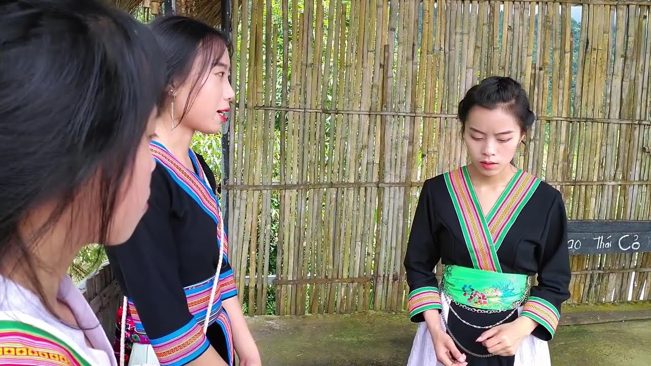 Movies Tawm Tshiab - Đào Hồng Lan
