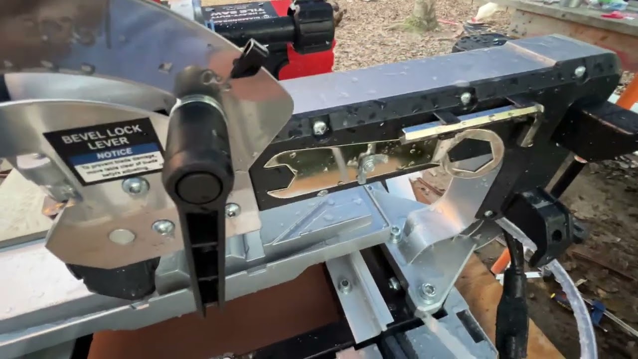 Harbor Freight 7” Diamondback Tile Saw - Setting the rails