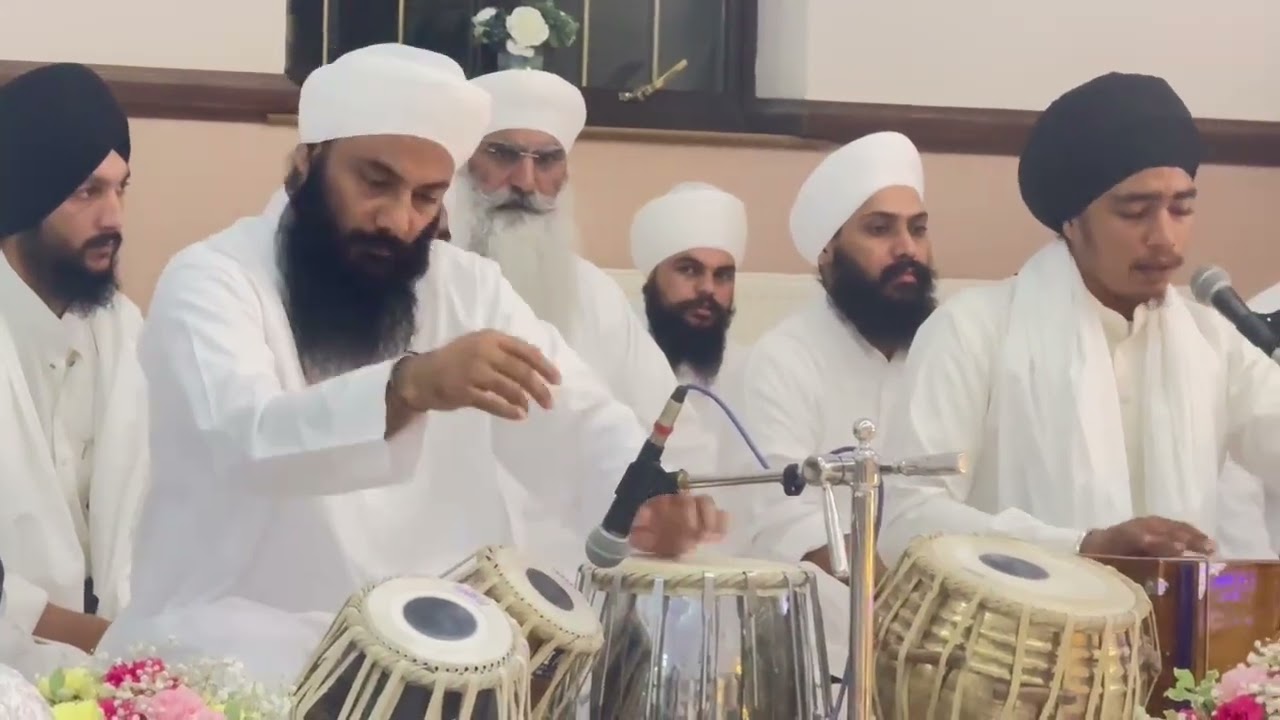 Bhai Amritpal Singh Ji Dhupai 