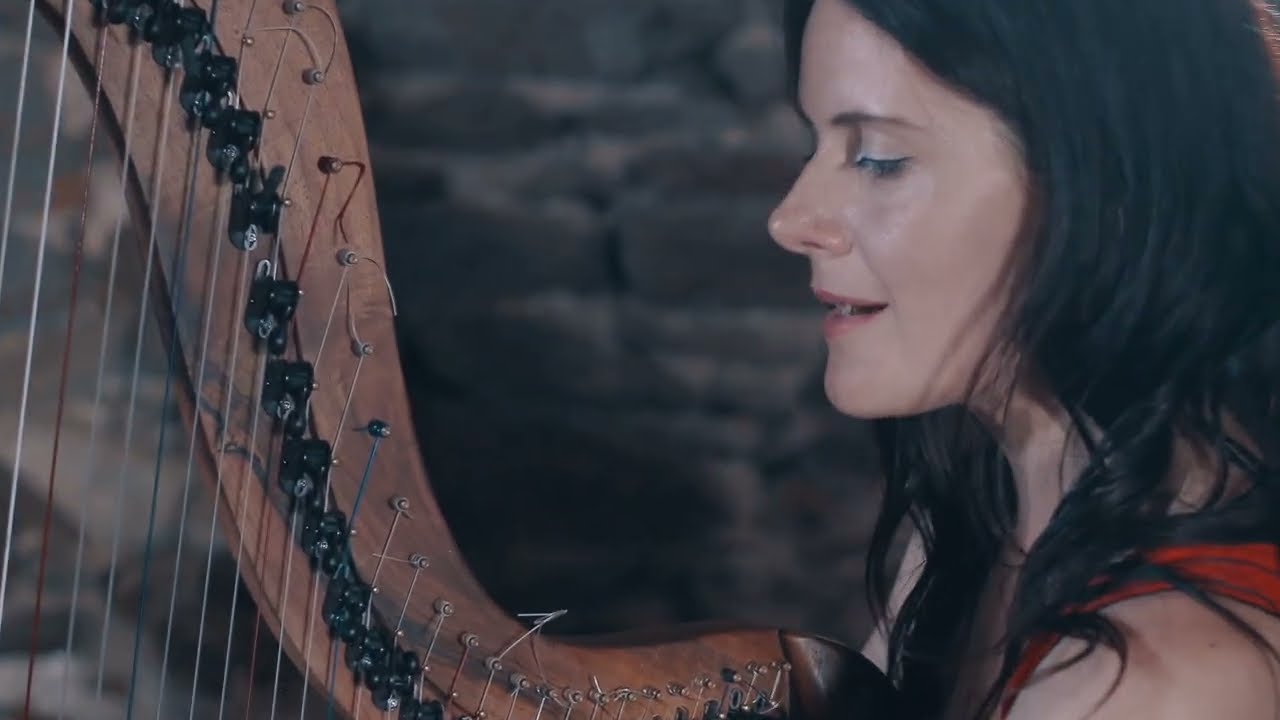 Óró, sé do bheatha 'bhaile -  AR AN TALAMH