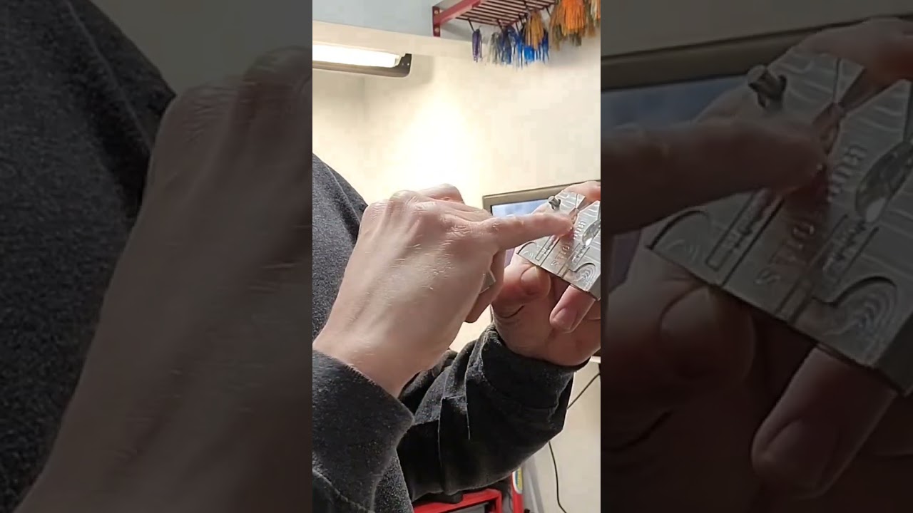 #luremaking #tutorial #subscribe #diy #fishing #bassfishing #tackleshop #lurecasting #shorts #share