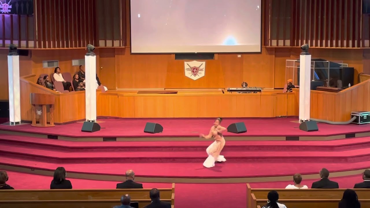 “Stand” by Donnie McClurklin Praise Dance
