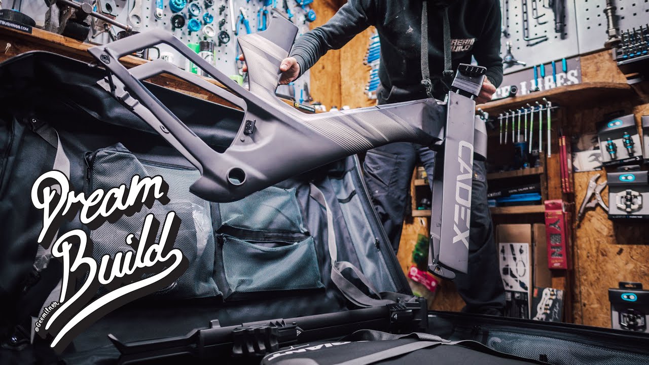 DREAM BUILD TRI BIKE - CADEX Tri Frame