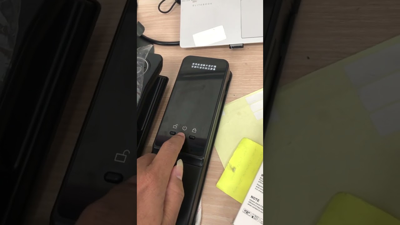 Smart lock door  Taffhome B35