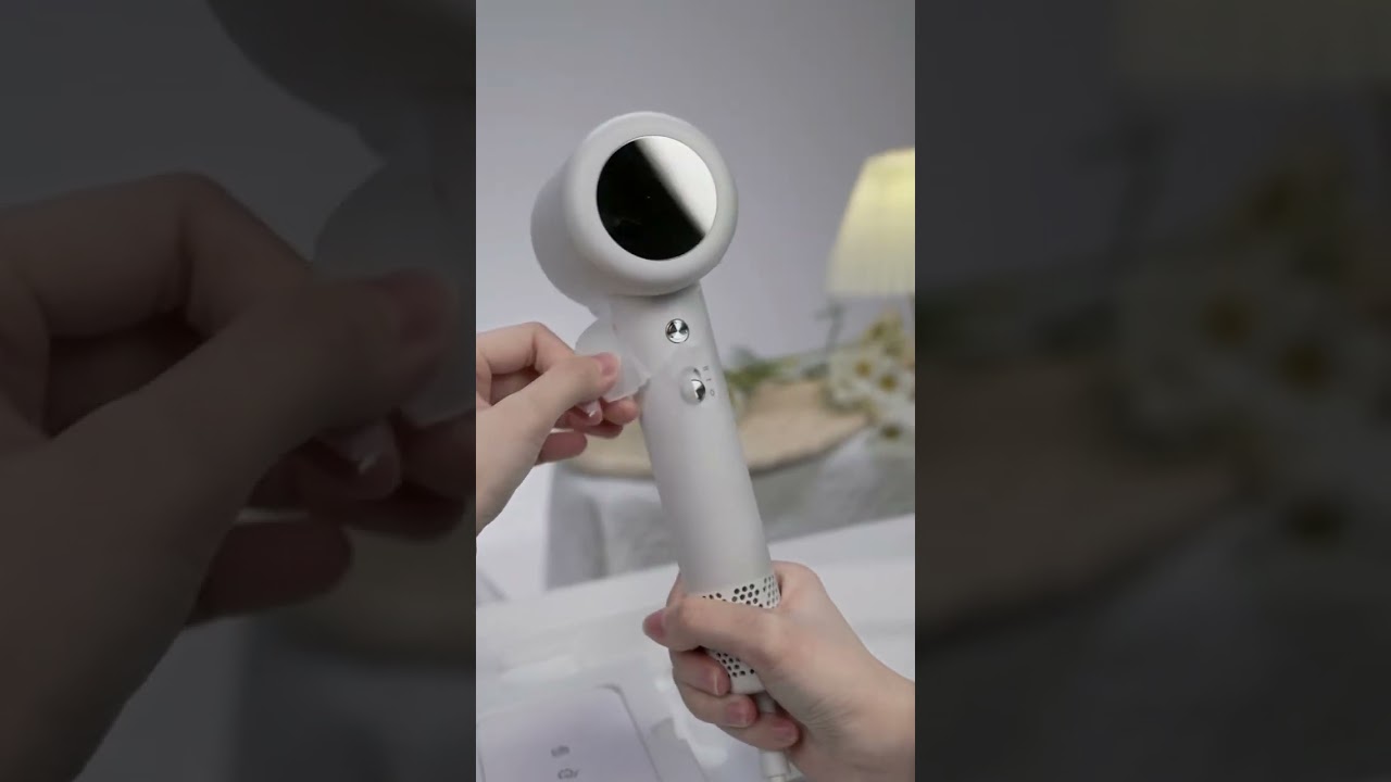 CONFU hair dryer has a 110000 rpm high-speed mot