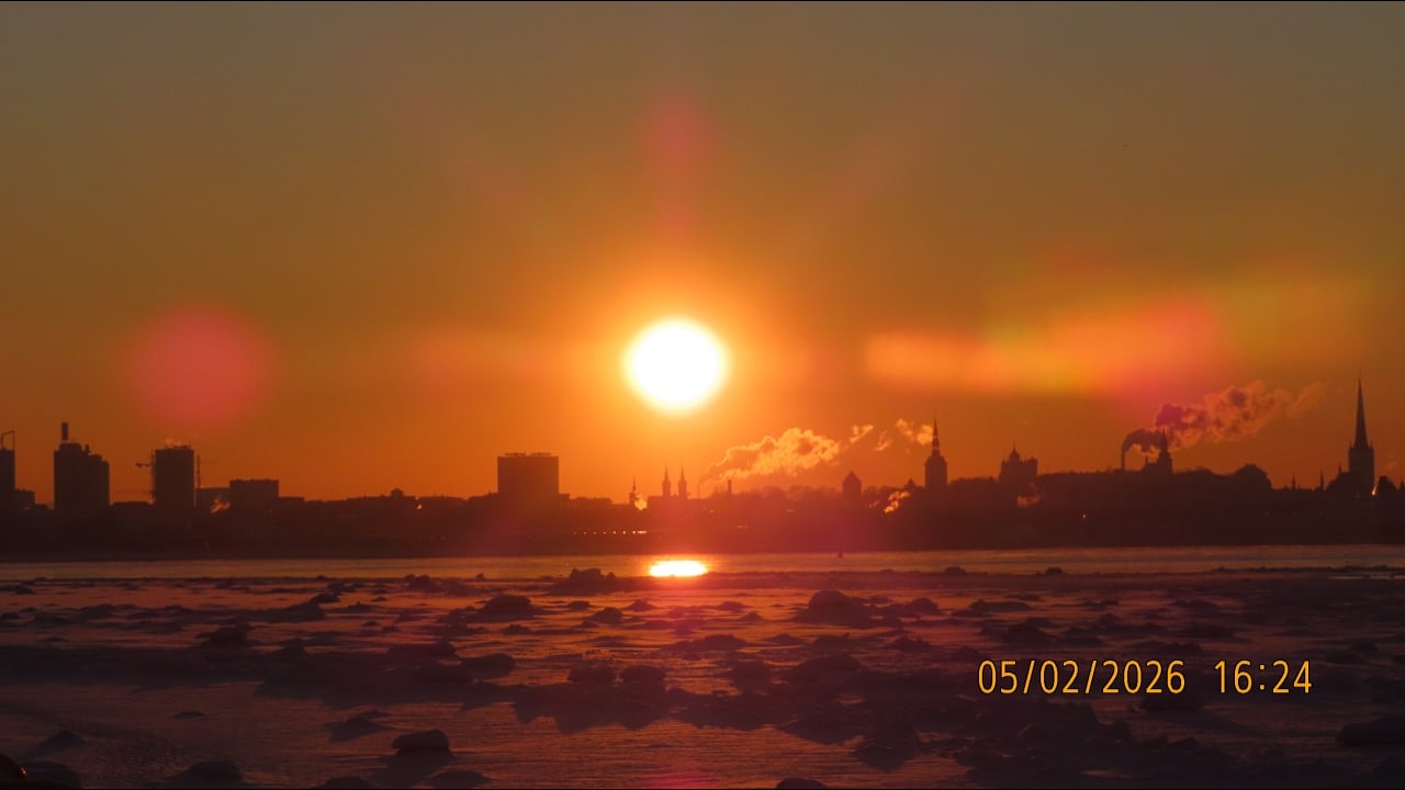 Зимняя прогулка по Ласснамяе и городу и покатушка на Пирита на SUR-RON X.05.02.2026
