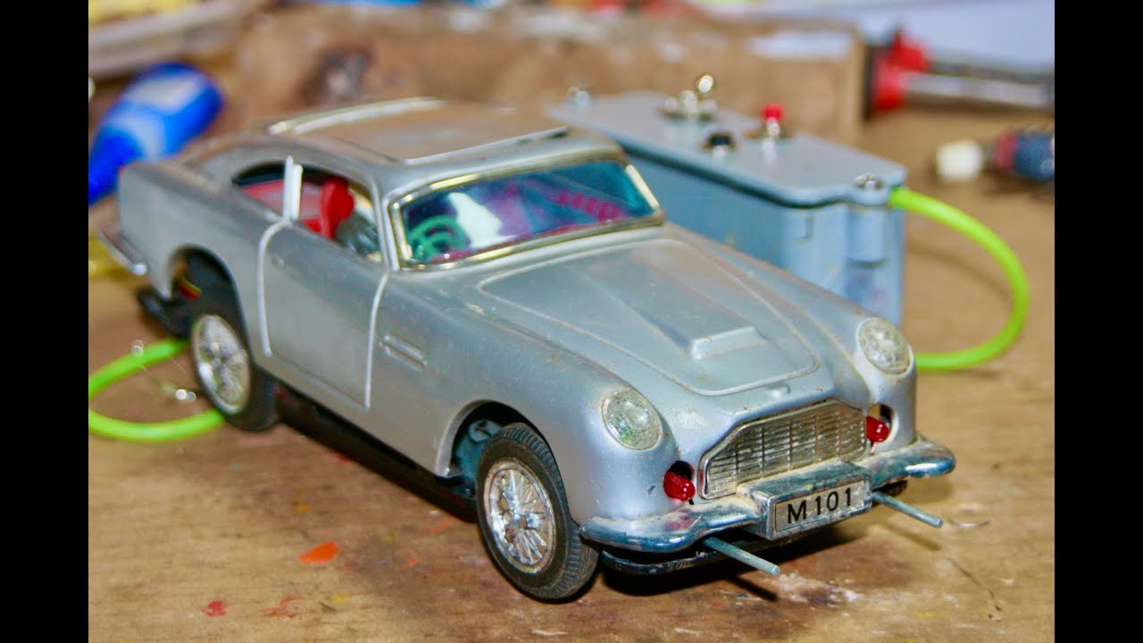 The Repair Shed: James Bond Tin Toy Car 1