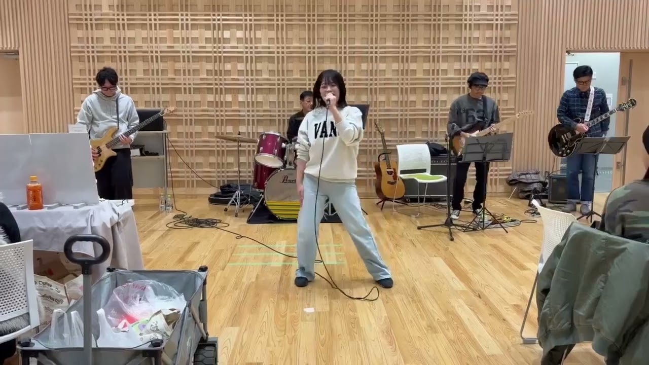 役BAND2 三角形