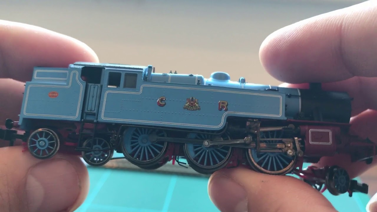 N Gauge Graham Farish Review / Unboxing 2-6-4 Fairburn Tank 2085 Caledonian Blue (Preserved)