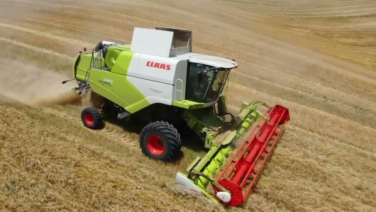 2/Claas 430 Tucano, Ripresa Drone, Italia, Basilicata