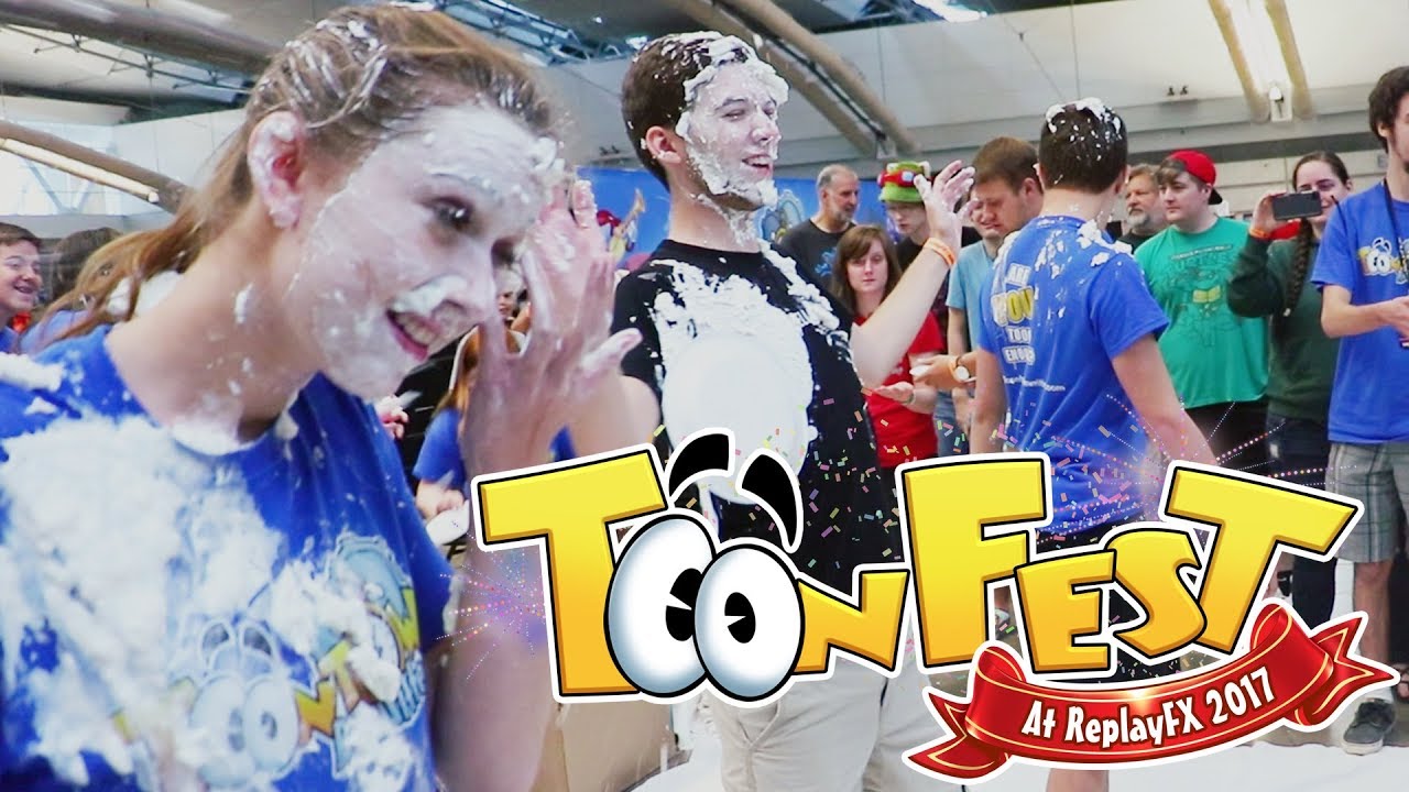 The Biggest Toontown Pie Toss EVER! | ToonFest 2017