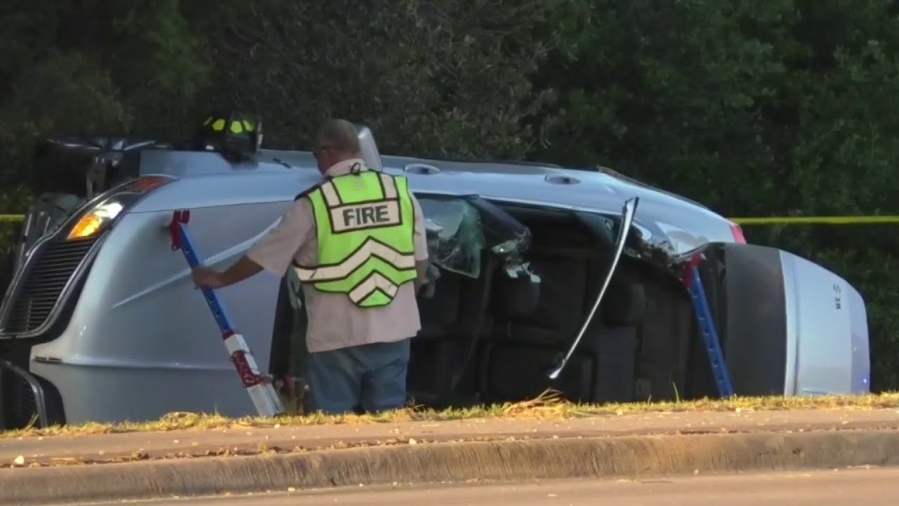 4 people injured, 1 critical, in crash believed to be caused by drunk driver, police say