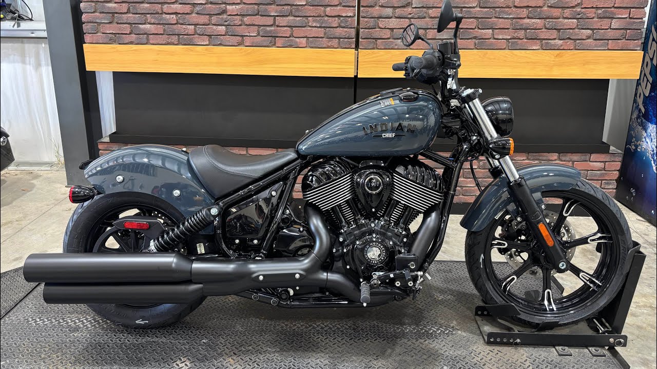 2025 Indian Chief Dark Horse Blue Dusk