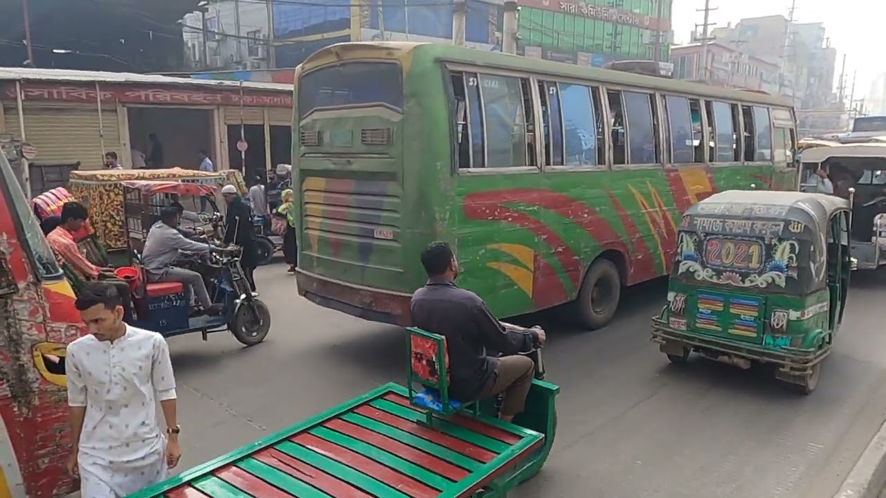 ঢাকা বুড়িগঙ্গা নদীর চারপাশের অবস্থা || Situation around Dhaka Buriganga river