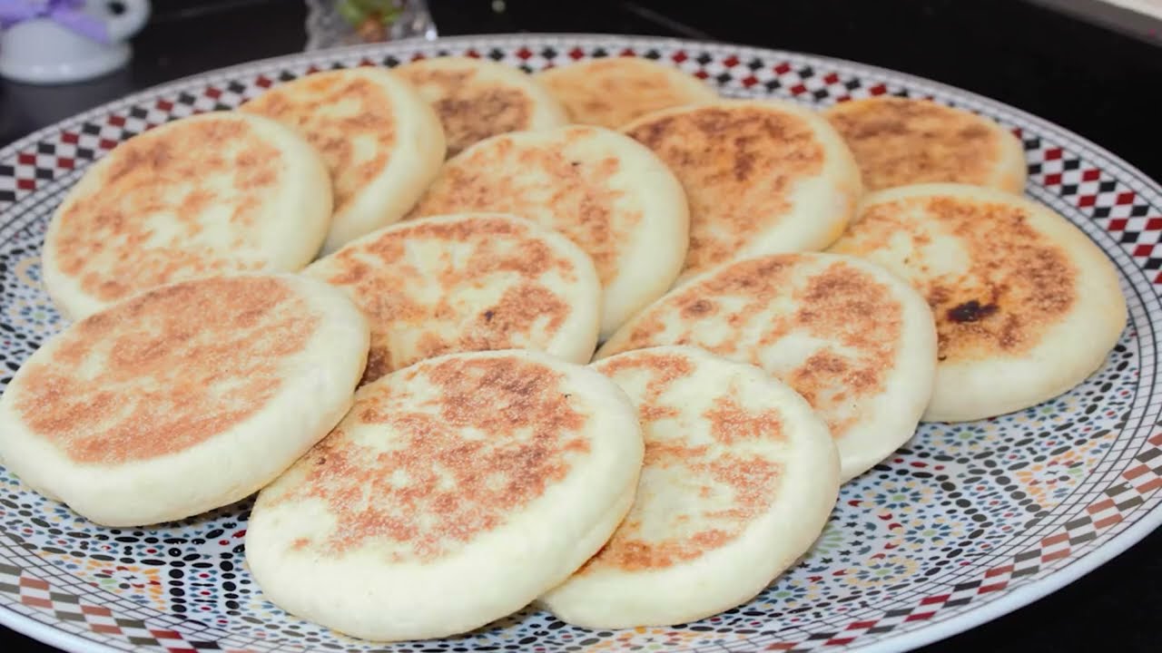 مخمرات صغار  بحشوة الدجاج وصفات /  شهيوات ووصفات رمضان