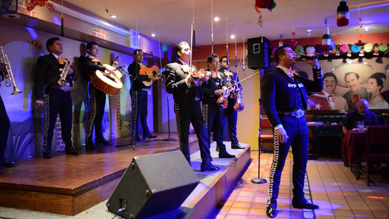 Mi Gusto es - El Mariachi Imperial de Mexico. El Nuevo Mariachi Restaurant