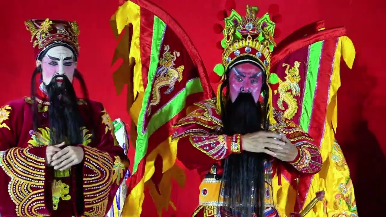 vở tuồng cổ nữ tướng đ&agrave;o tam xu&acirc;n clb tuồng truyền thống 2 Đồng Kỵ Từ Sơn Bắc Ninh