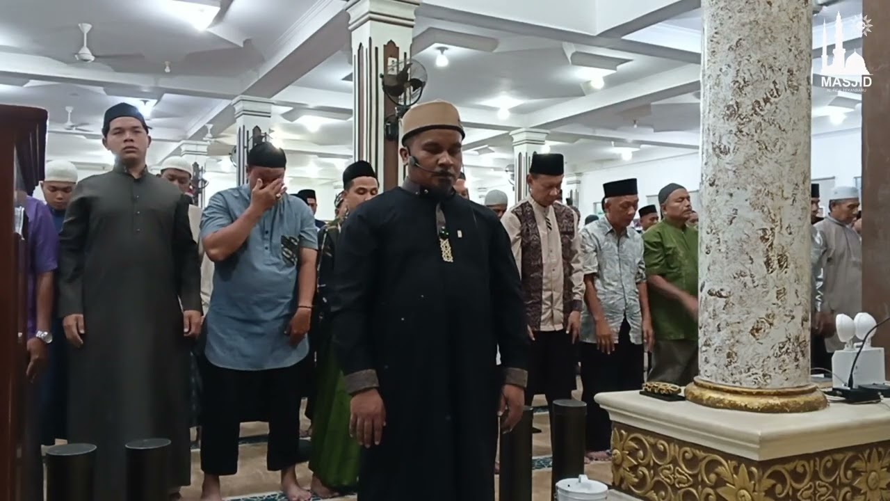 Shalat Taraweh Pertama di Masjid Al Fida Muhammadiyah Pekanbaru 