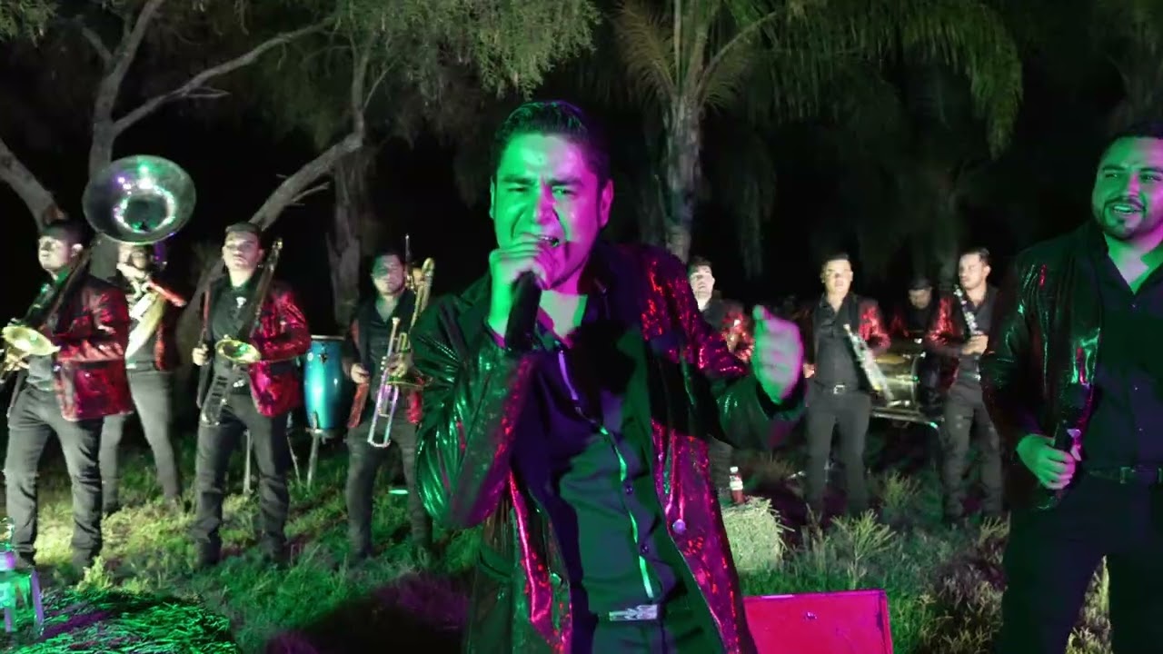 El Escapulario (en vivo) - Banda Los Ninis