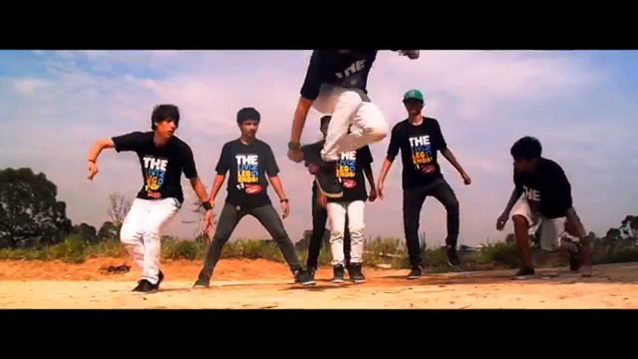 THE LIVING LEGENDS ‹ LEGENDS RESURFACE › FREE STEP